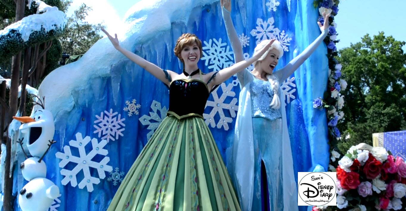 Anna and Elsa, part of the lead float.