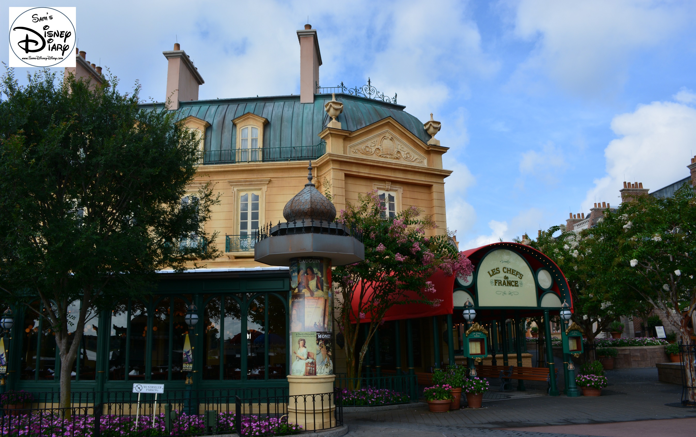 Opening at 9am, Less Halles Boulanderie & Patisserie offers a unique opportunity to visit France before World Showcase Opens at 11am