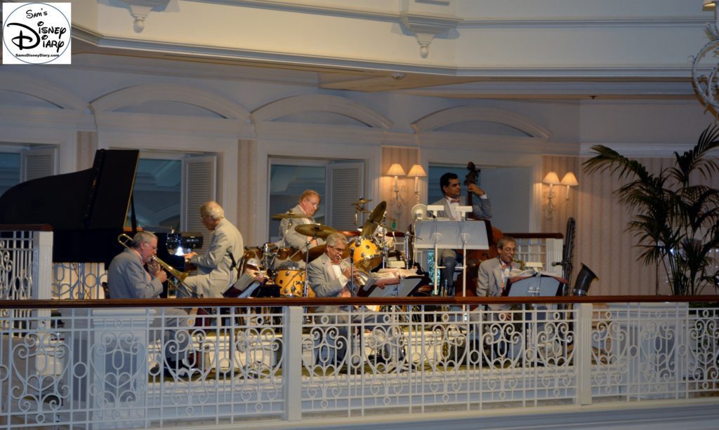 The Grand Floridian, a wonderful place to spend a day…. even listening to the Jazz band while your table is prepared.