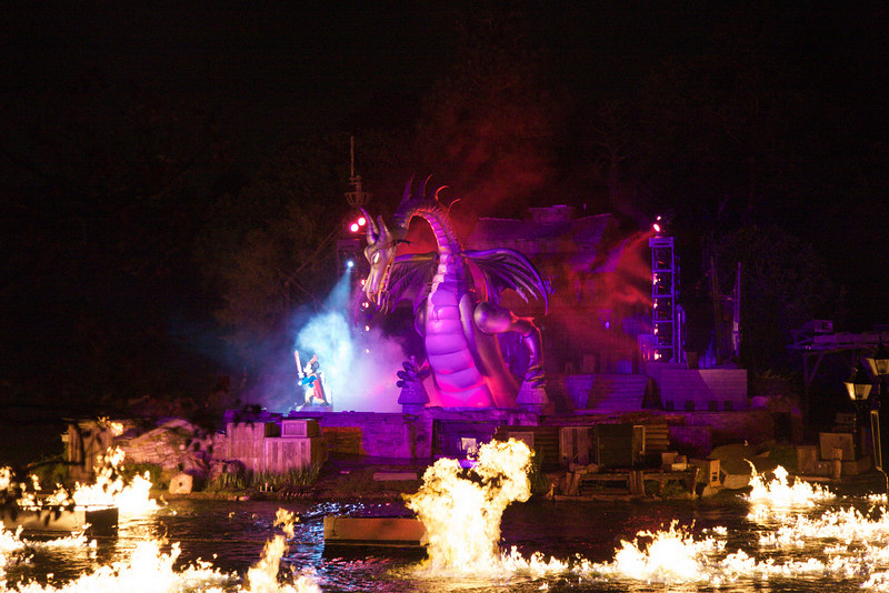 SamsDisneyDiary Episode #9 - Disneyland Fantasmic