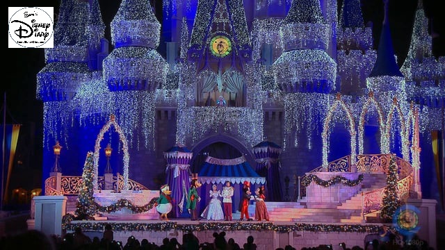 Sams Disney Diary #65 - From 2007 until 2013 Cinderella with the help of the Fairy Godmother turned on the Castle Christmas Lights.