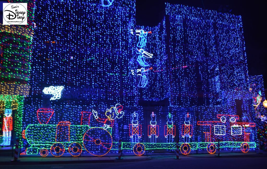 The 20th and Final Year of the Osborne Spectacle of dancing Lights - Mickey Train