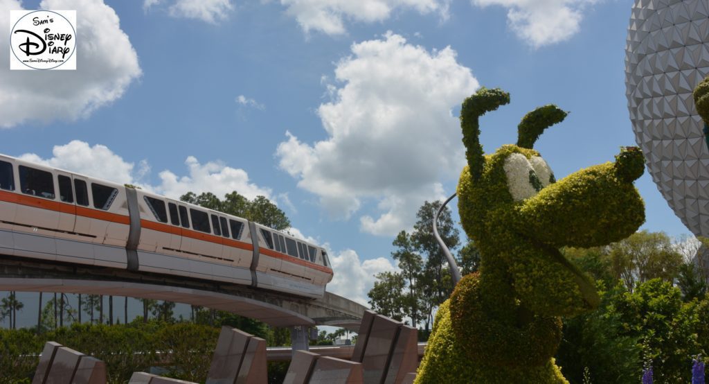 Epcot Flower and Garden Festival - Goofy About Spring Topiary