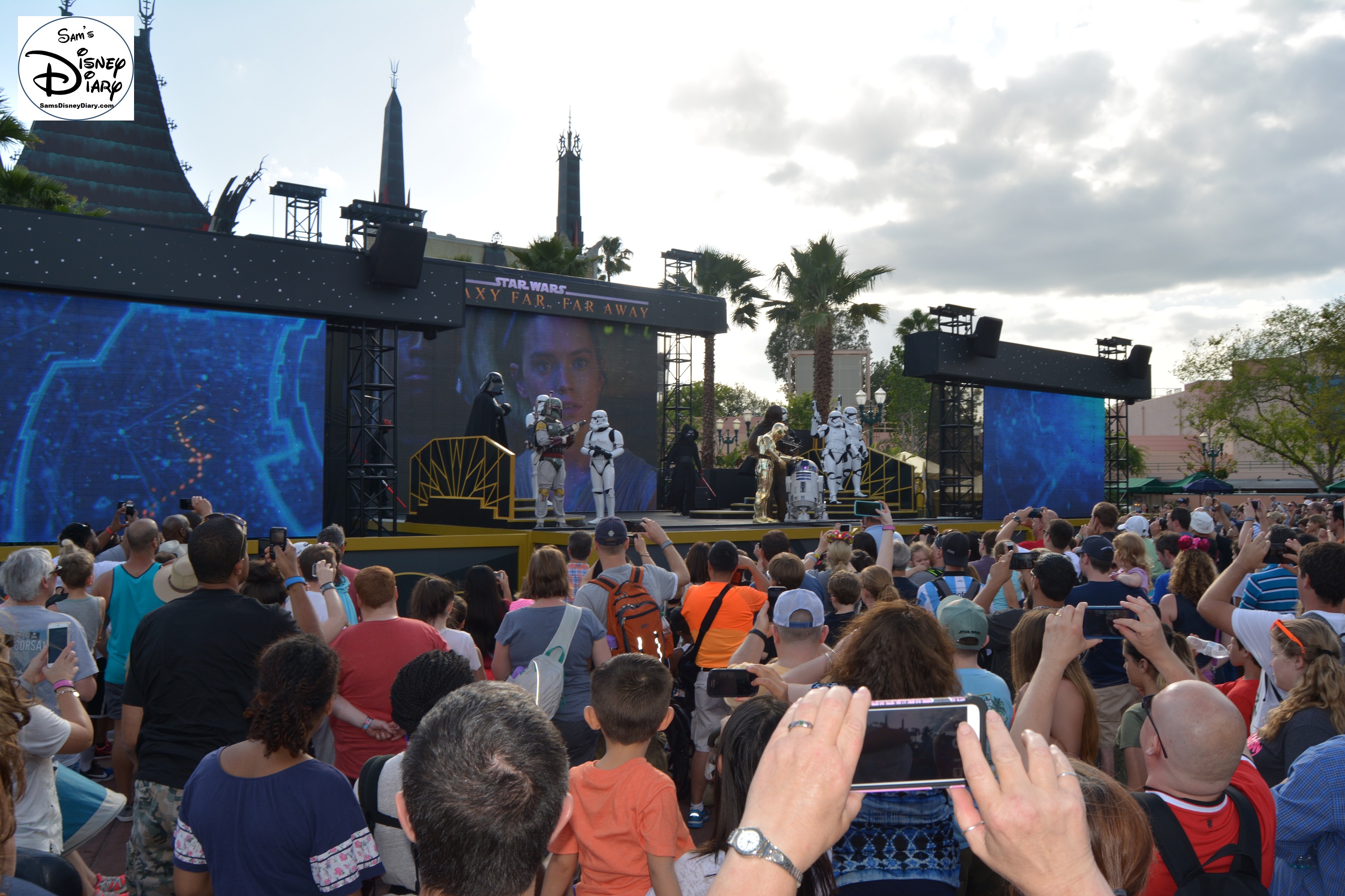 Star Wars Weekends 2016 "A Galaxy Far, Far Away"