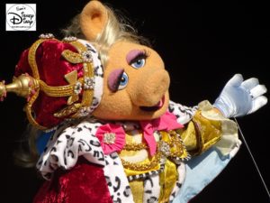 SamsDisneyDiary Episode #75 - The Muppets present Great Moments in American History. Miss Piggy