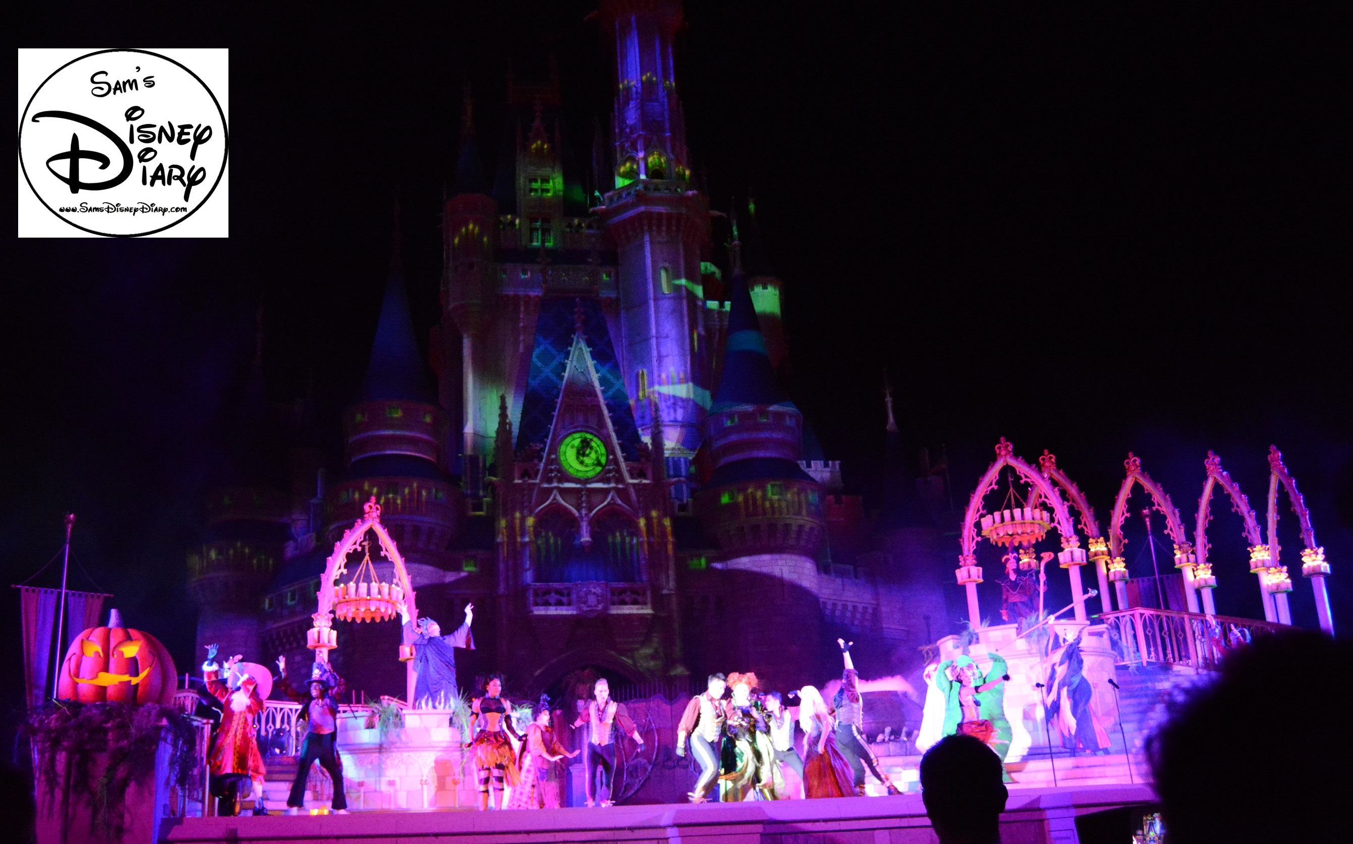 Sams Disney Diary #74: Hocus Pocus Villain Spelltacular at Mickey's Not So Scary Halloween Party