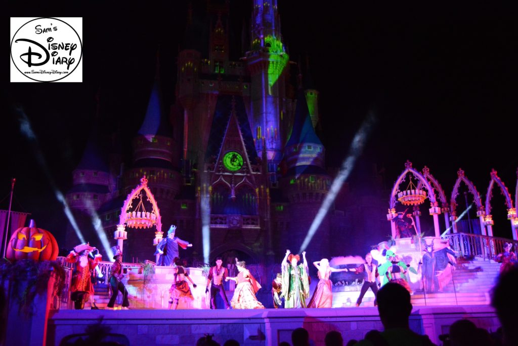 Sams Disney Diary #74: Hocus Pocus Villain Spelltacular at Mickey's Not So Scary Halloween Party