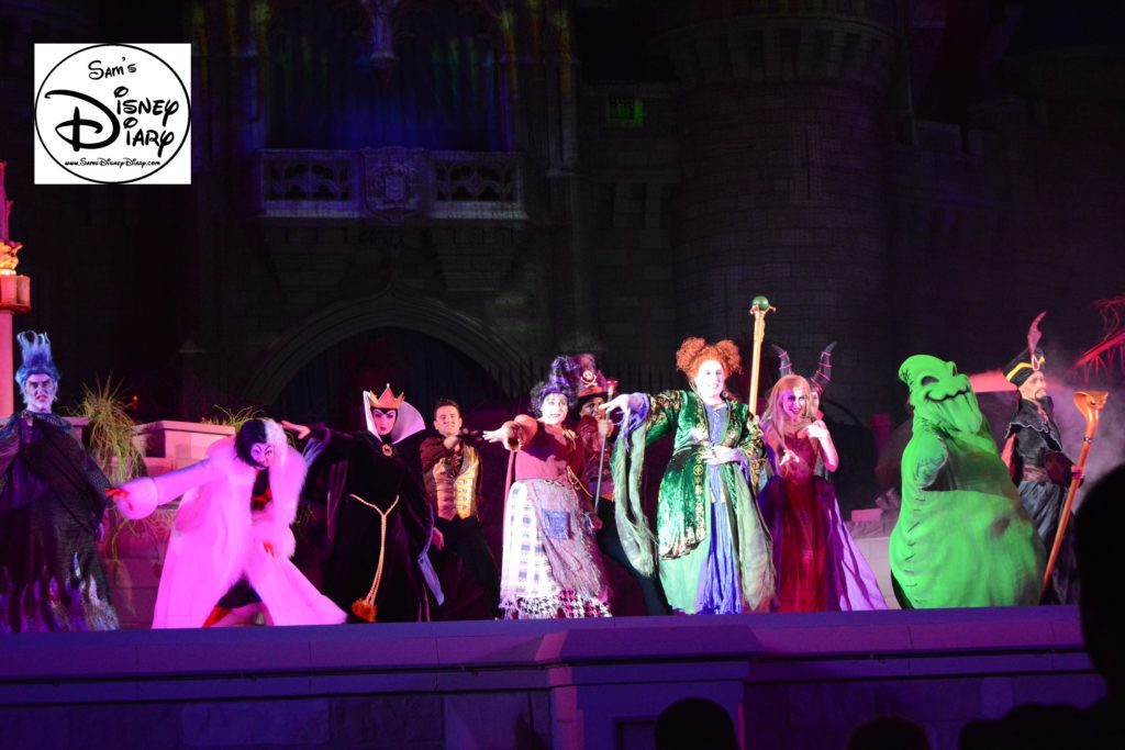 Sams Disney Diary #74: Hocus Pocus Villain Spelltacular at Mickey's Not So Scary Halloween Party