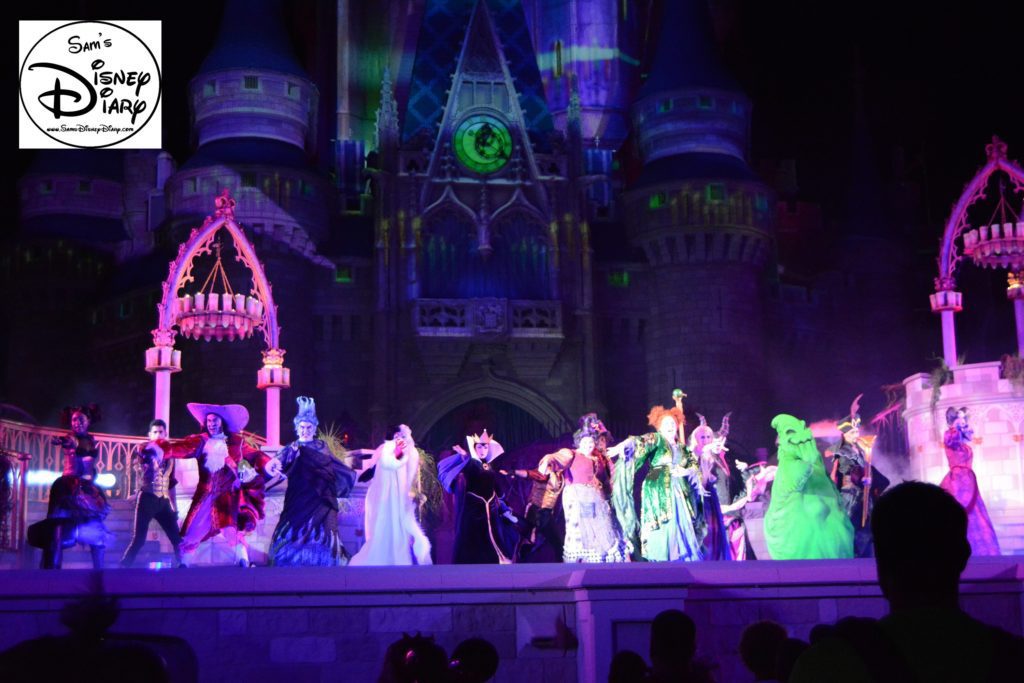 Sams Disney Diary #74: Hocus Pocus Villain Spelltacular at Mickey's Not So Scary Halloween Party