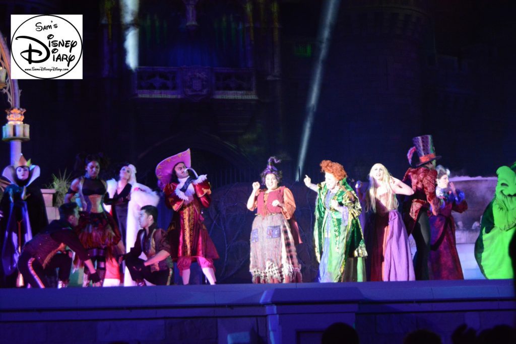 Sams Disney Diary #74: Hocus Pocus Villain Spelltacular at Mickey's Not So Scary Halloween Party