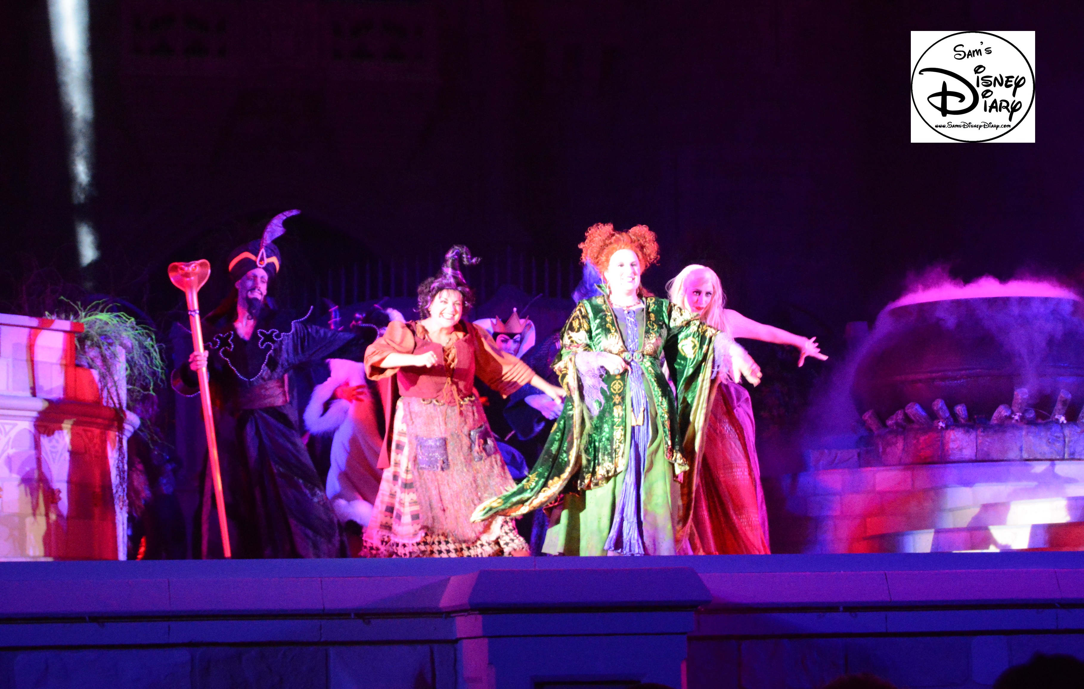 Sams Disney Diary #74: Hocus Pocus Villain Spelltacular at Mickey's Not So Scary Halloween Party