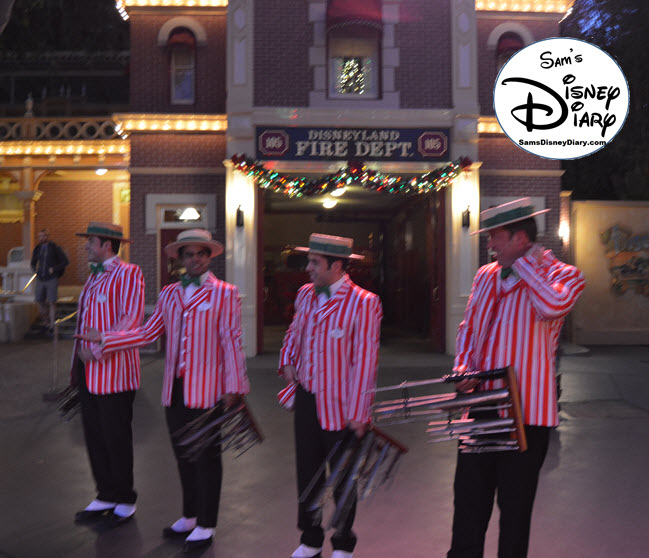 SamsDisneyDiary Episode #76: Sams 12 Days of Christmas Day #1: Disneyland Dapper Dans Holiday