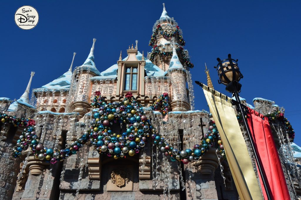 SamsDisneyDiary 82: Disneyland Christmas Fantasy Parade