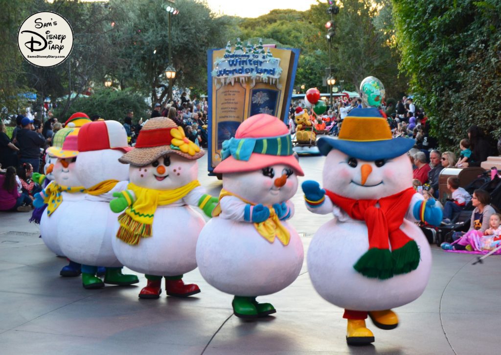 SamsDisneyDiary 82: Disneyland Christmas Fantasy Parade