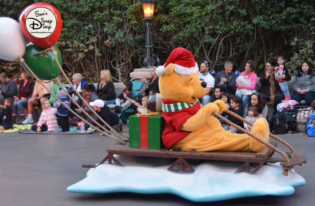 SamsDisneyDiary 82: Disneyland Christmas Fantasy Parade - Pooh Bear