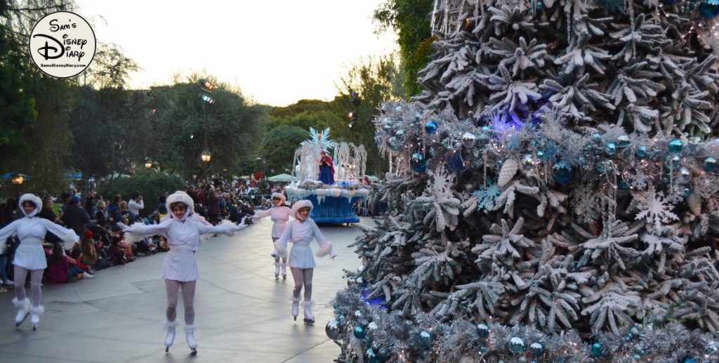 SamsDisneyDiary 82: Disneyland Christmas Fantasy Parade - Ice Castle