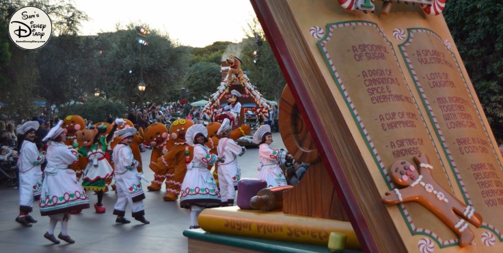 SamsDisneyDiary 82: Disneyland Christmas Fantasy Parade - Gingerbread Treats