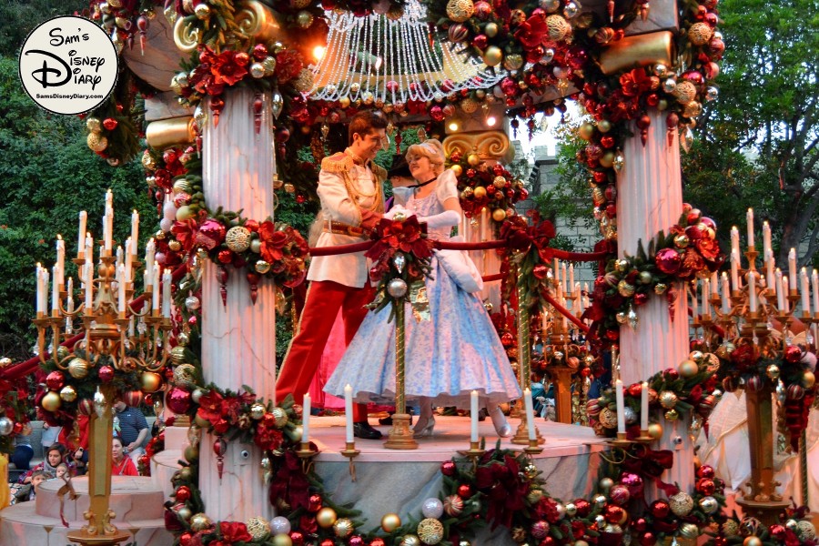 SamsDisneyDiary 82: Disneyland Christmas Fantasy Parade - Cinderella