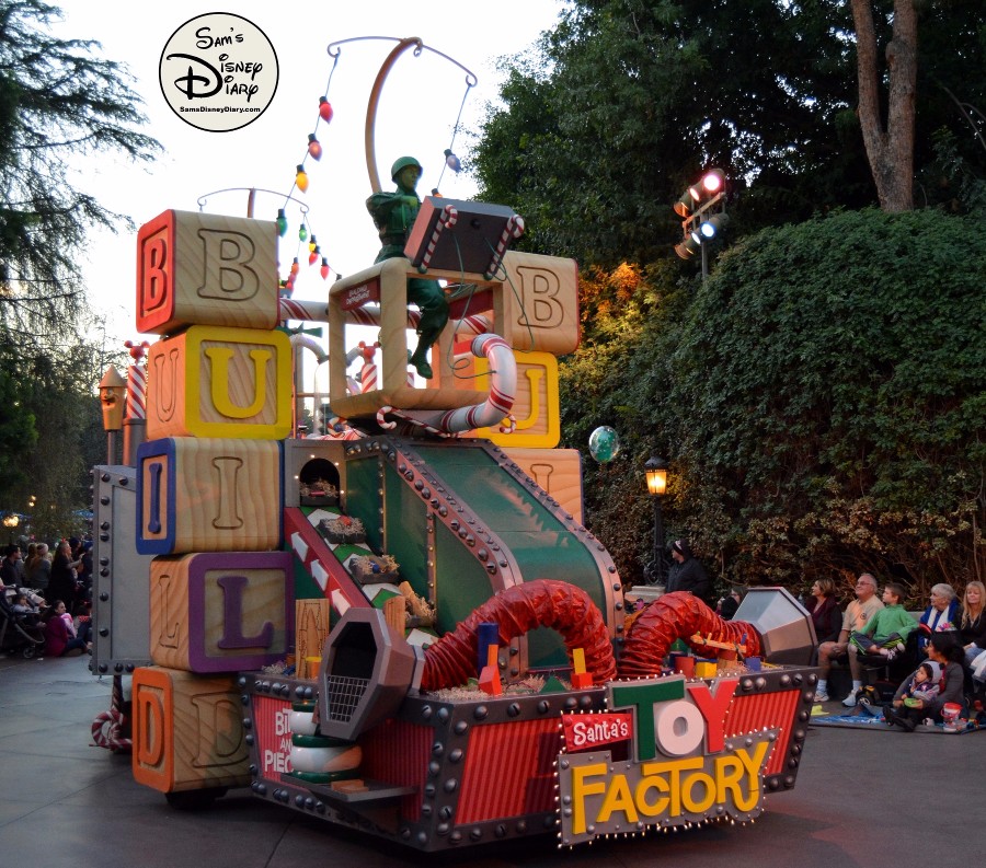 SamsDisneyDiary 82: Disneyland Christmas Fantasy Parade - Toy Factory