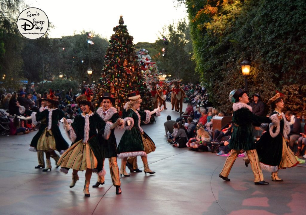 SamsDisneyDiary 82: Disneyland Christmas Fantasy Parade