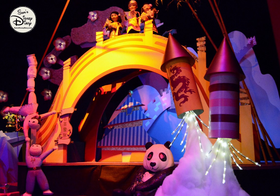 SamsDisneyDiary 87: Small World Holiday