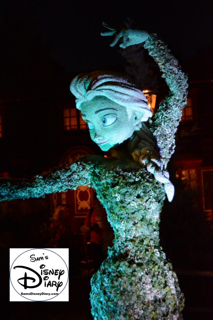 The 2017 Epcot International Flower and Garden Festival - Elsa at night in Norway