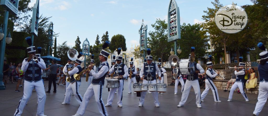 Sams Disney Diary Episode 98 - Rockin' with the Disneyland Band