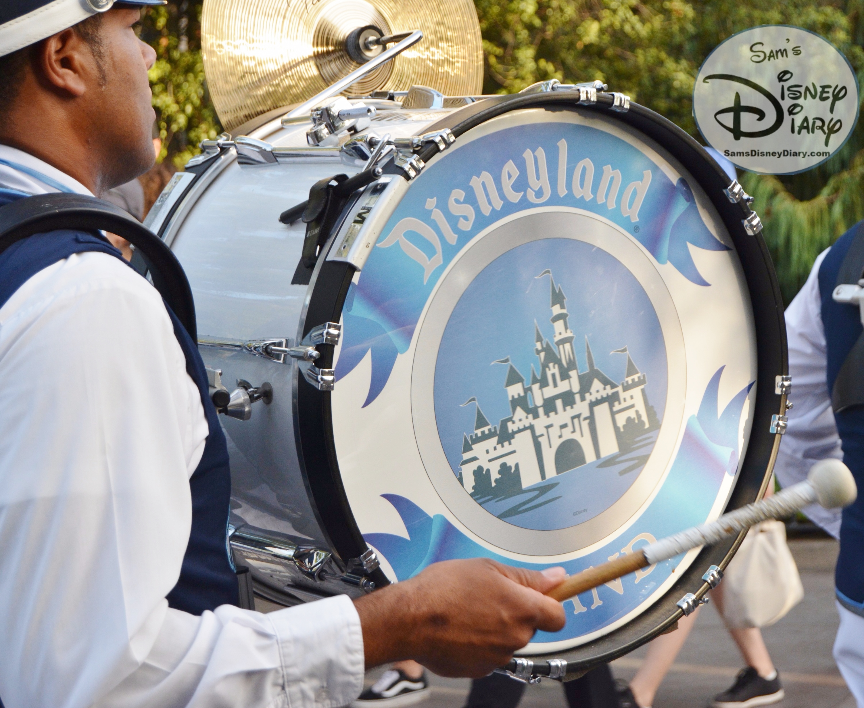 Sams Disney Diary Episode 98 - Rockin' with the Disneyland Band