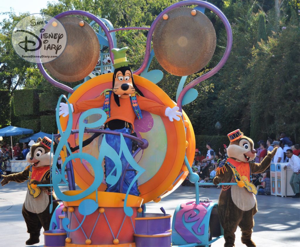 Disneyland Soundsational Parade - Goofy, Chip & Dale follow the Mickey drum line