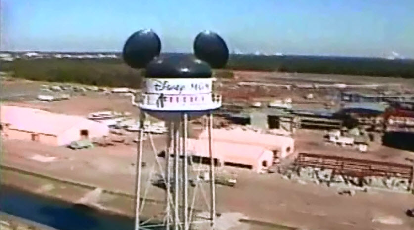 SamsDisneyDiary #101: The 1987 Walt Disney World Very Merry Christmas Day Parade - Regis high atop the new Disney MGM Studios water tower