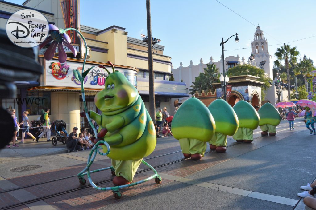 Sams Disney Diary #114: Pixar Parades - Disney California Adventure Pixar Pals Parade (2017)