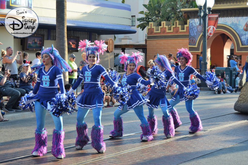 Sams Disney Diary #114: Pixar Parades - Disney California Adventure Pixar Pals Parade (2017)