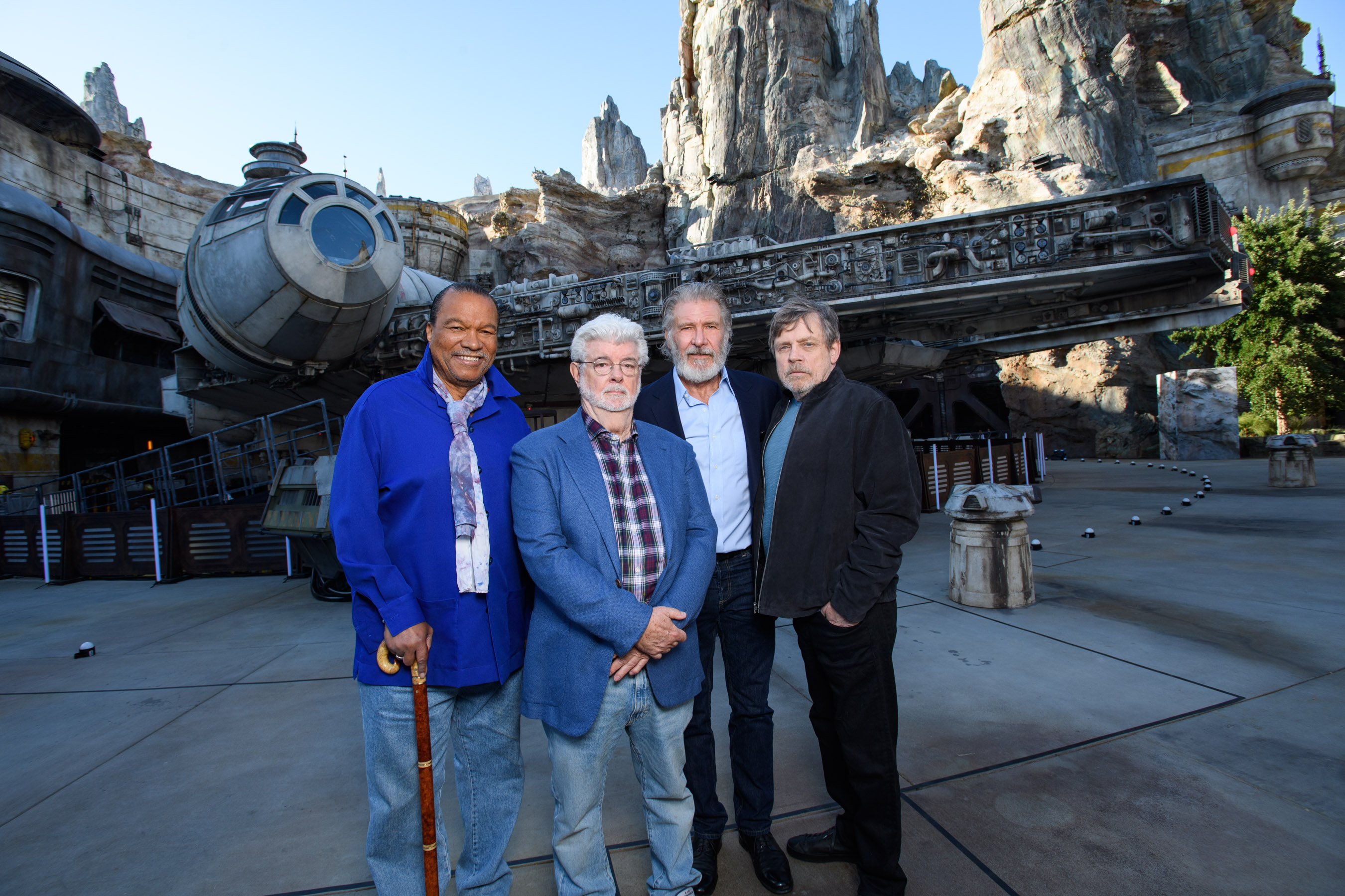 Star Wars Actors Tour Star Wars: Galaxy’s Edge at Disneyland Park Ahead of Opening