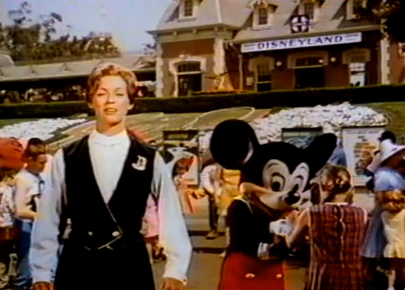 Originally Aired on January 21, 1968, Disneyland From The Pirates of the Caribbean to the World of Tomorrow