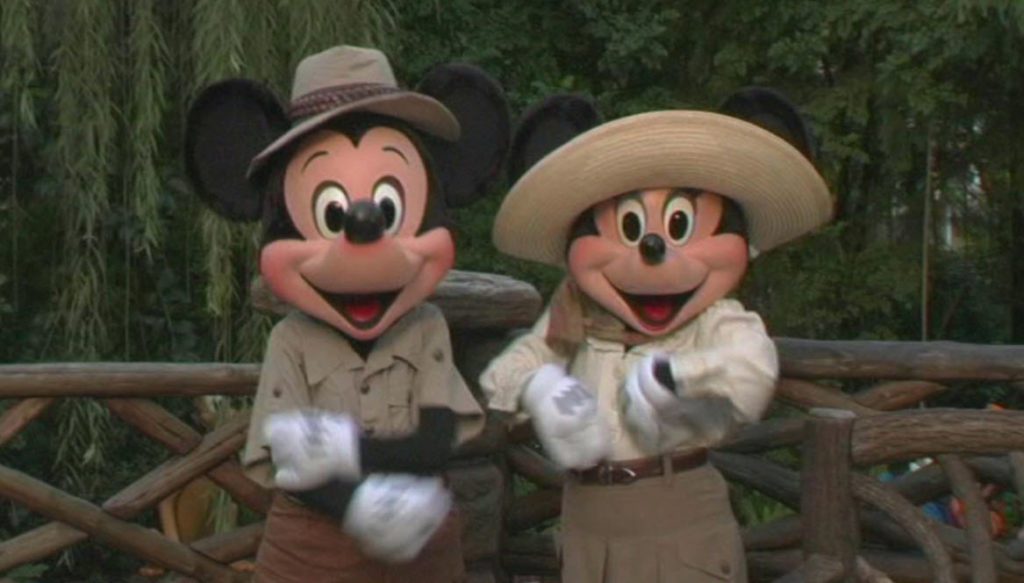 Disney's Animal Kingdom 2004 Camp Mickey Minnie
