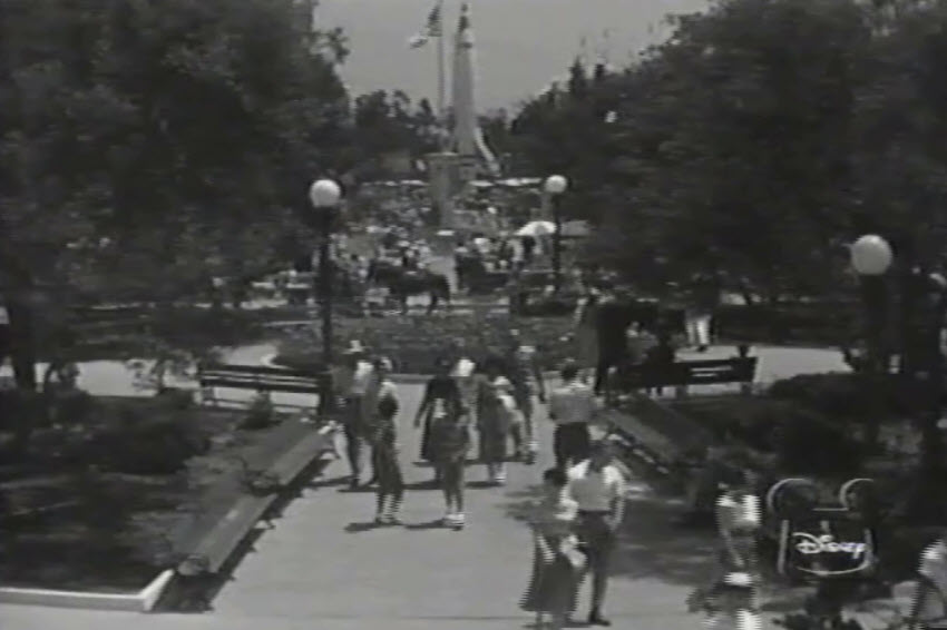 An Adventure in the Magic Kingdom with Walt Disney 1958