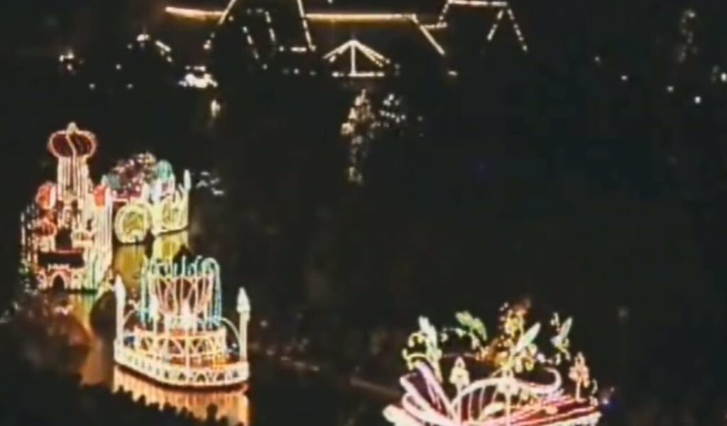 Sayonara Fantillusion! Tokyo Disneyland nighttime parade