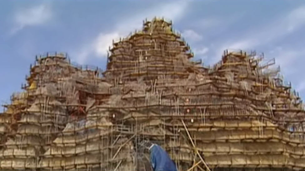 Building a Thrill Ride: Expedition Everest (2006)