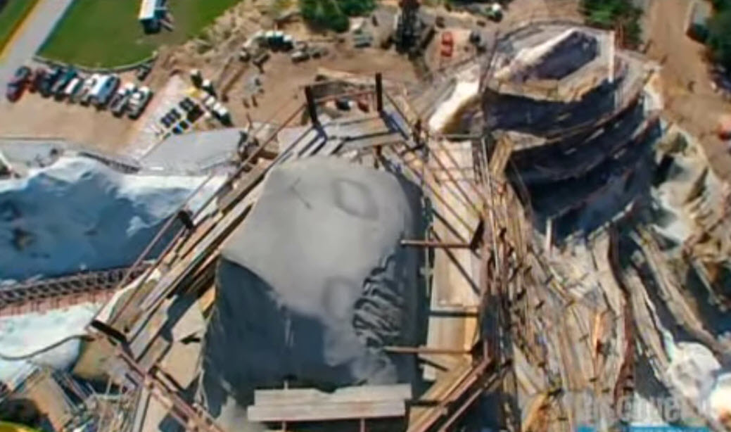 Building a Thrill Ride: Expedition Everest (2006)