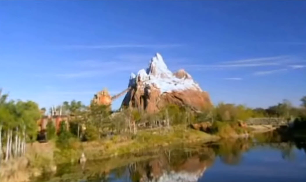 Building a Thrill Ride: Expedition Everest (2006)