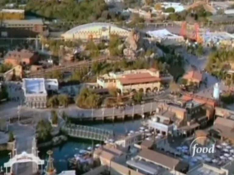 Food Network Into the Fire Disneyland: Happiest Food on Earth