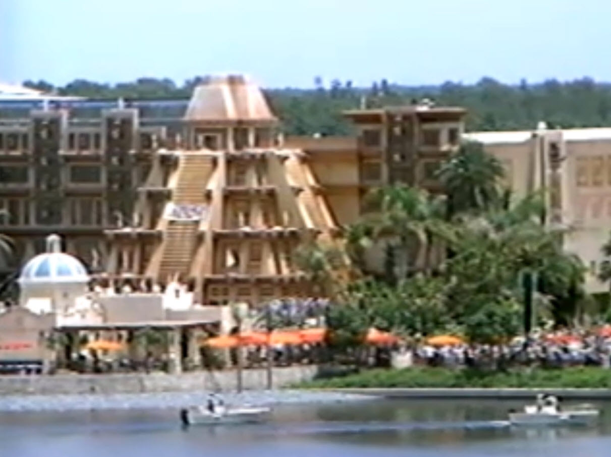 The Presidents Inaugural Bands Parade – Ronald Reagan EPCOT Center (1985)