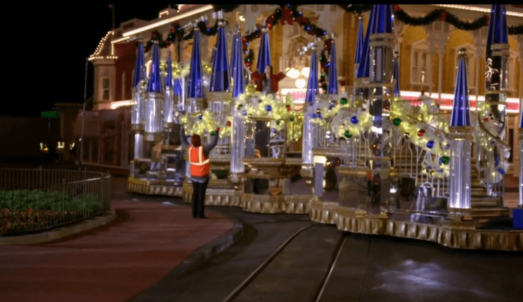 Decorating Disney, Holiday Magic (2017)