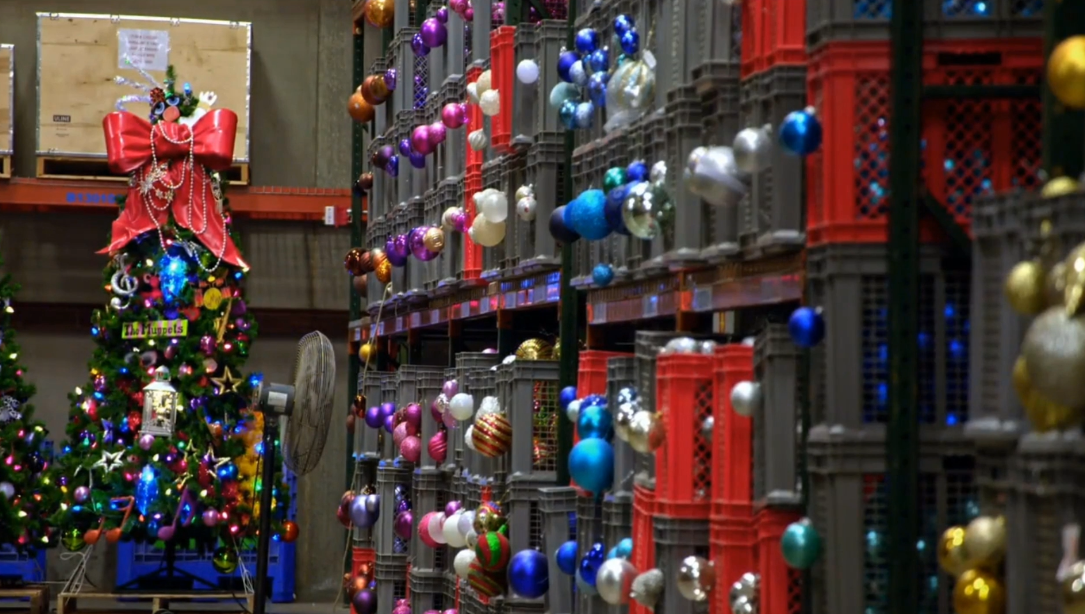 Decorating Disney, Holiday Magic (2017)