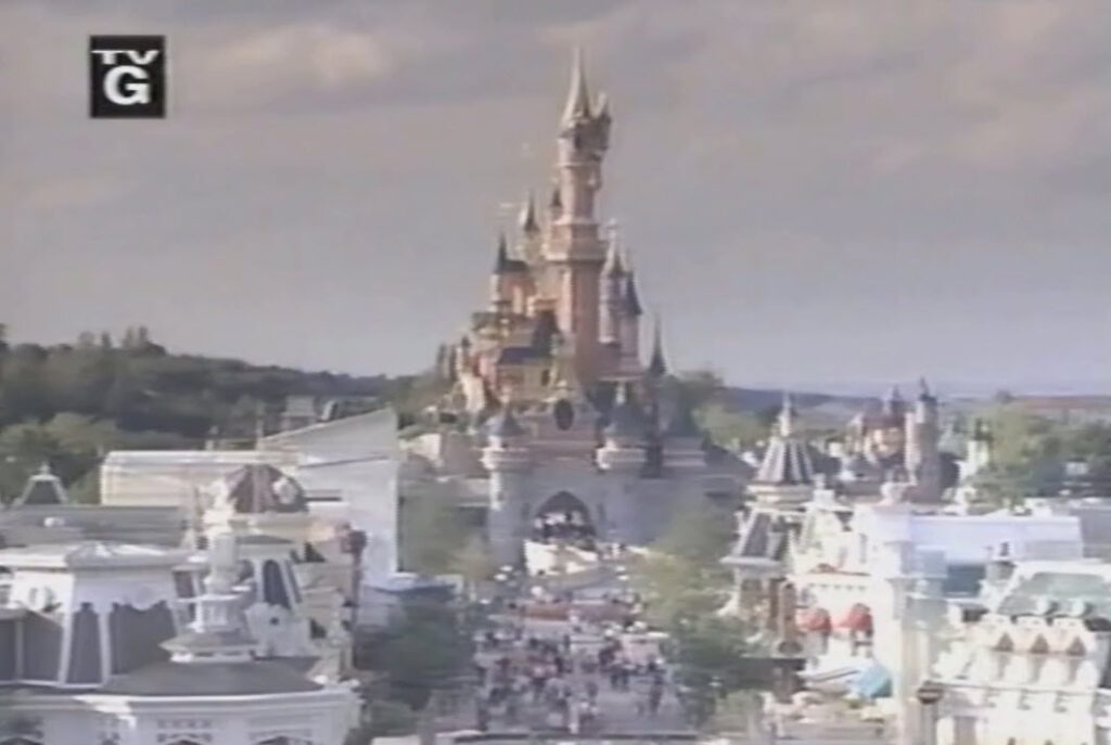 Travel Channel: Inside Disneyland Paris (2000)