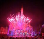 Disney Magical Holiday Celebration 2016 Julianne and Derek Hough