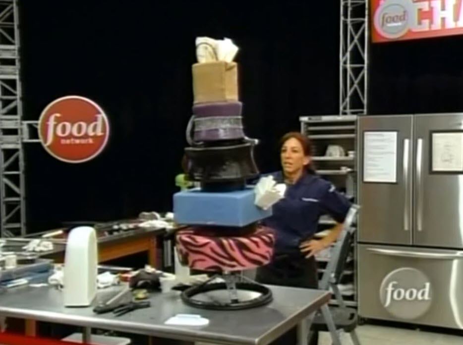 Food Network Challenge: Miley Cyrus Sweet 16 Cake (2009)