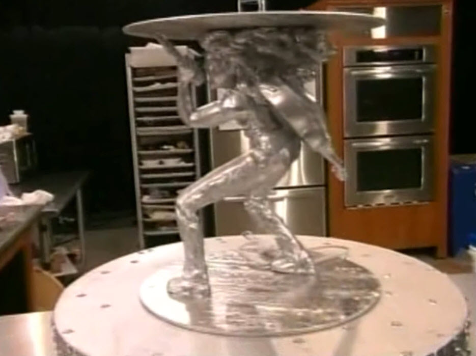 Food Network Challenge: Miley Cyrus Sweet 16 Cake (2009)