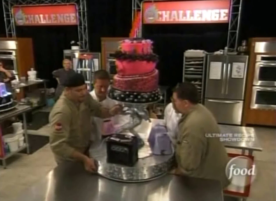 Food Network Challenge: Miley Cyrus Sweet 16 Cake (2009)