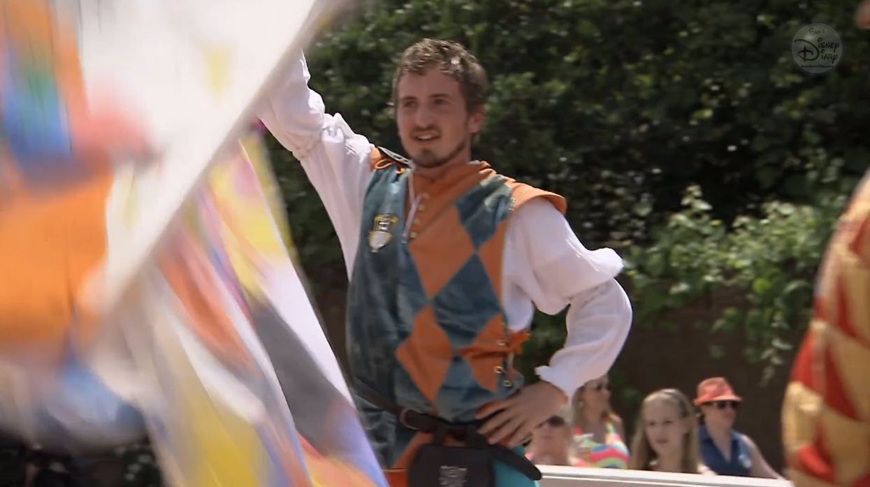 Spandellatori de sandselpocro (Epcots Italian Flag Throwing Troupe) 2015